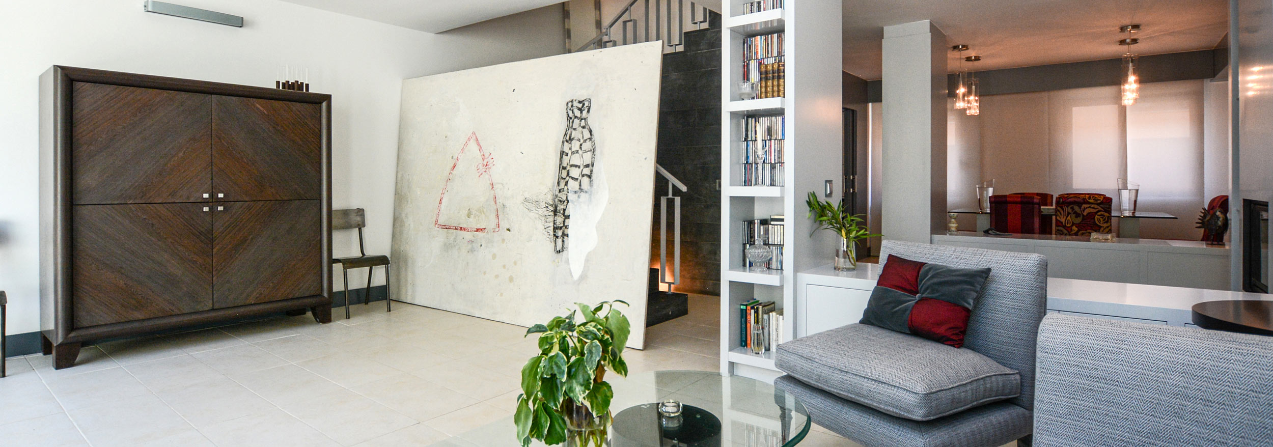 Casa urbana moderna de cristal