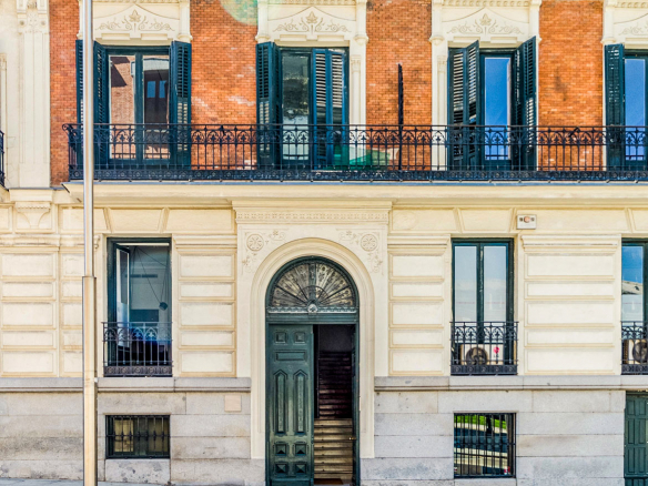 Soberbio atelier-oficina en el Retiro