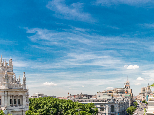 Ático de ensueño y vistas a Cibeles